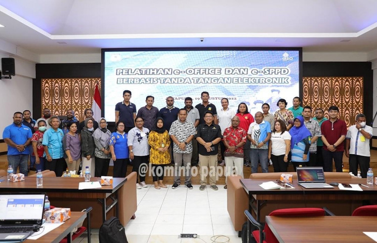 Diskominfo Papua Gelar Pelatihan e-Office dan e-SPPD Berbasis TTE